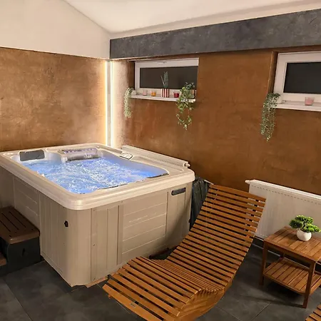 Bungalovy Classic&wellness - Adults Only Resort Podhájska